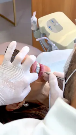 DENTISTA