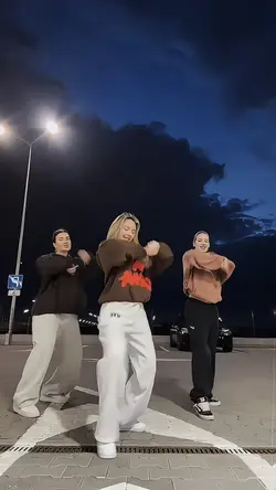 slowmo dance