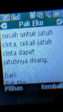 Susah Untuk Jatuh