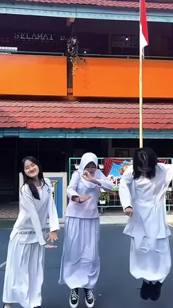 dari ujung kuku 