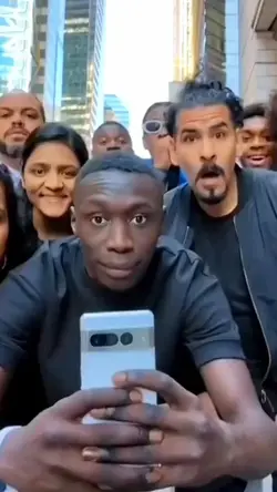 People taking pic
