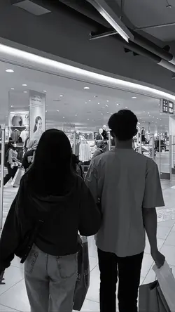 hitam puitu