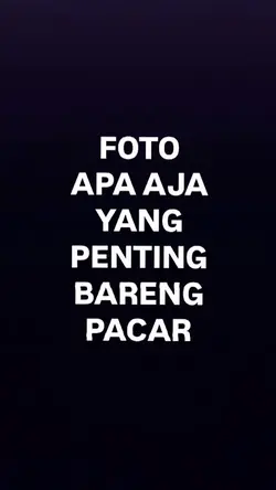 foto bareng pacar