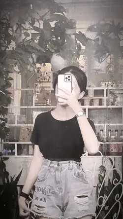 1 pic