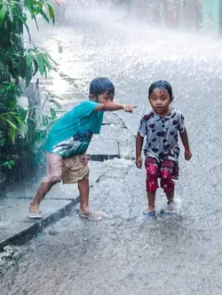 anak sekecil itu