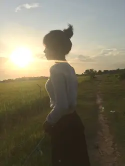 នៅនឹកនៅស្លាញ់ដូចដើម😔