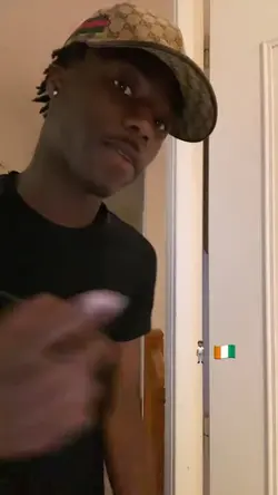 🧍🏾