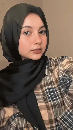 dibalik senyumku