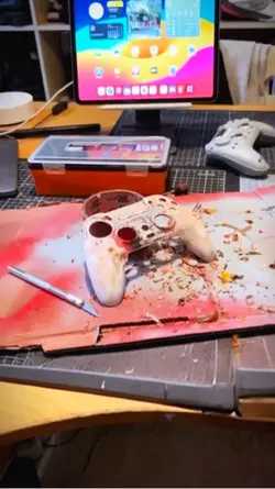 Manette Ferrari 