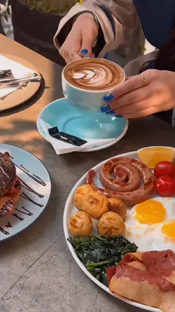CAFE — VIBES 🍳🍓
