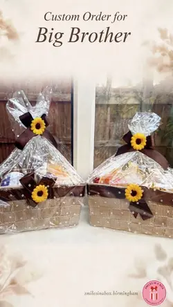 Custom hamper 