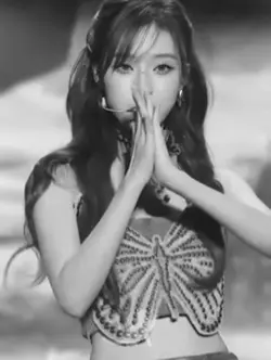 Lips Hips Kiss