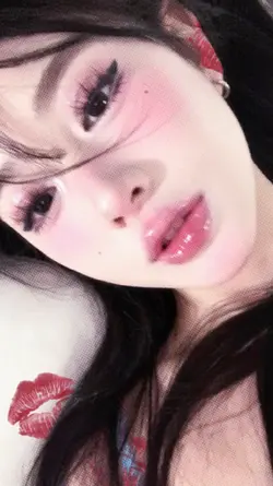 kiss