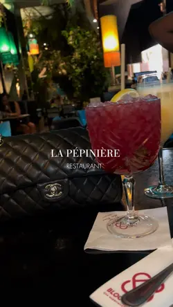 Restaurant in Paris 