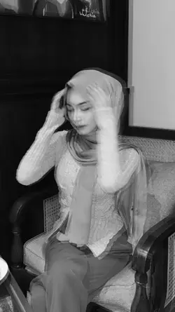 dark blur