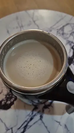 self stirring mug