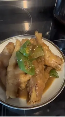 Chicken feed adobo