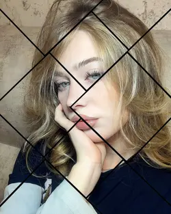 4 Photos 