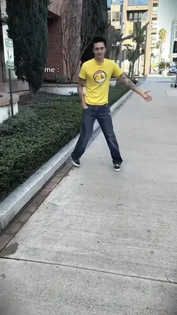 dia lebih keren