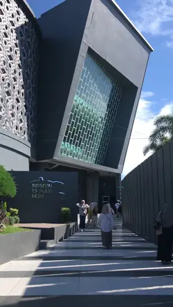 Museum Tsunami Aceh 