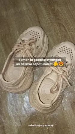 sepatu sneakers cewe