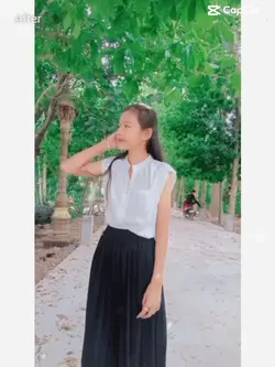 ស្អាតអត់អ្នកមើល
