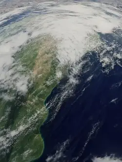 EARTH ZOOM TREND