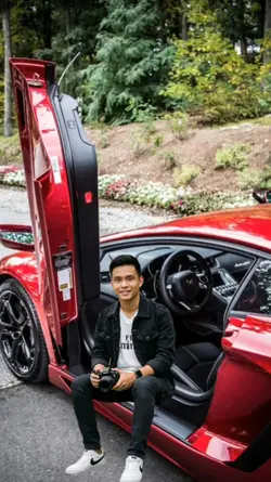 Poto di mobil mewah 