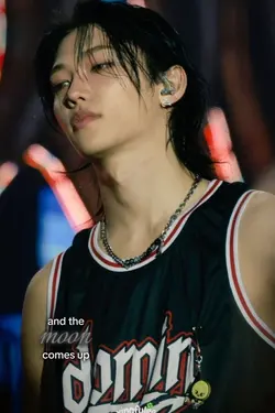 felix black hair
