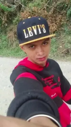 3pic Flipping a duck
