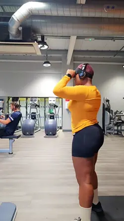 Curvy body 