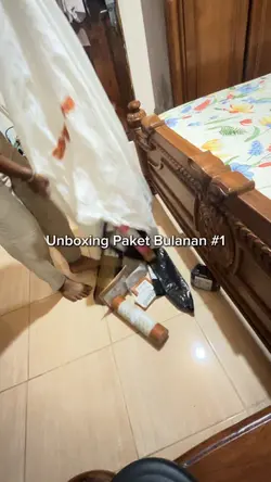 Unboxing paket