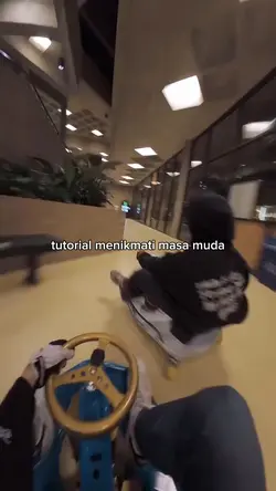 menikmati masa muda