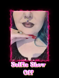 Selfie Show Off