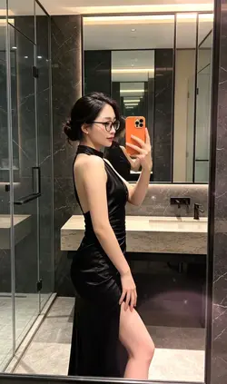 Chụp ảnh trước gương