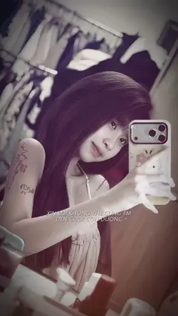 Chiếc áo thay màu