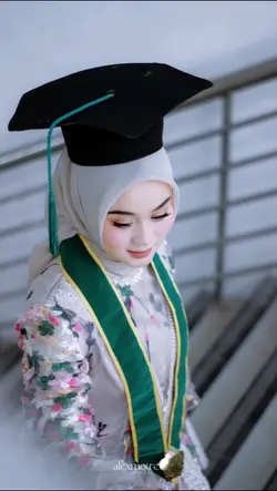 Tren wisuda