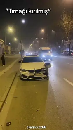 tırnağı kırılmış..