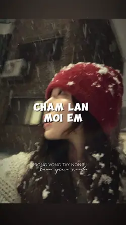 Chạm làn môi em