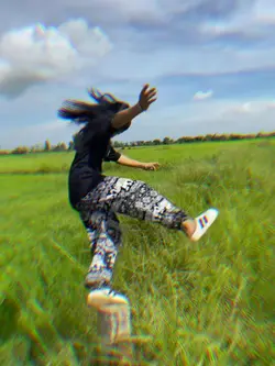 បង្គោលអត់អីណាហេ...