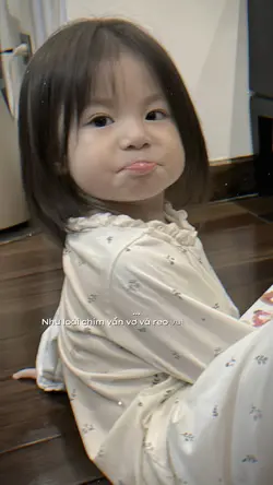 Mẫu em bé