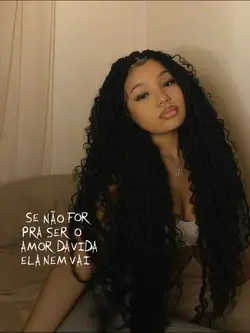 Mulher segura