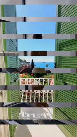 Video transitions