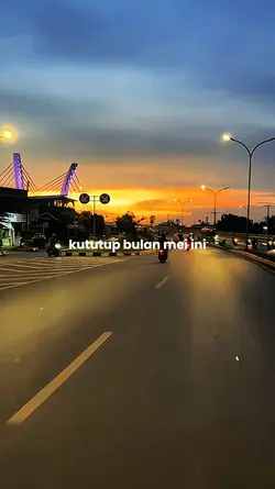 Kututup Bulan Mei