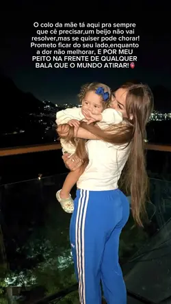 O colo da mãe tá aq🫀