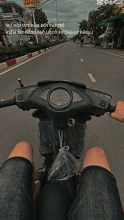 Đôi vai trẻ ...