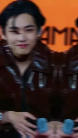 cute v 