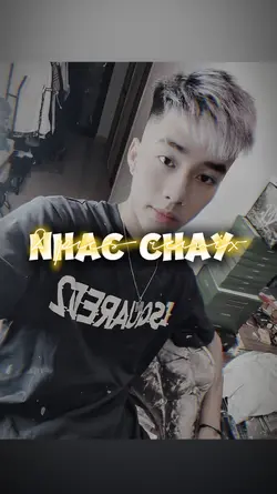 con phố đã lên đèn