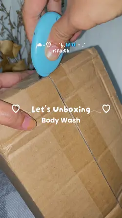 Unboxing paket