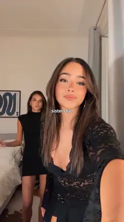 sister duo